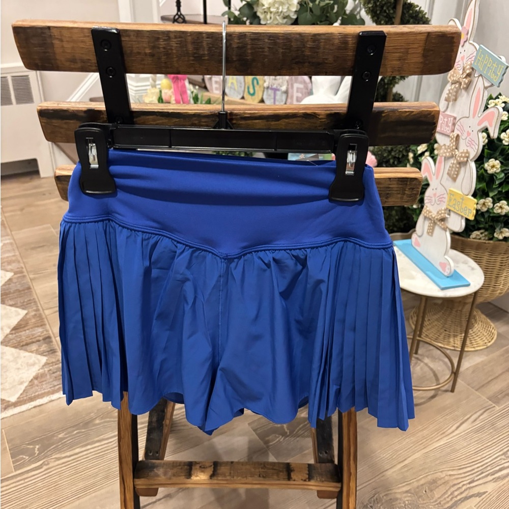Women's Aerie Blue Pleated Skirt - Size Medium NWT